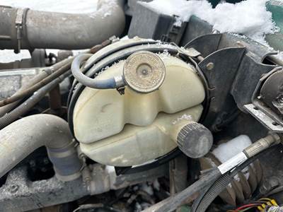 Mack RD688S Radiator Overflow Bottle / Surge Tank