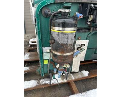 Peterbilt 348 Radiator Overflow Bottle / Surge Tank