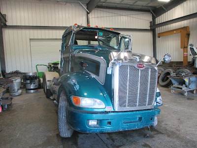 Peterbilt 386 Radiator Overflow Bottle / Surge Tank