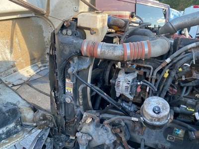 Peterbilt 386 Radiator Overflow Bottle / Surge Tank