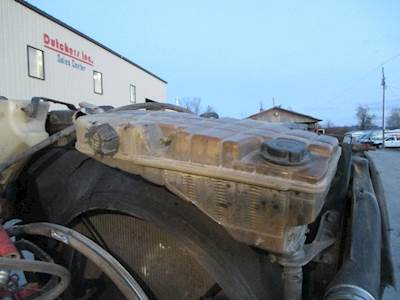 Peterbilt 389 Radiator Overflow Bottle / Surge Tank