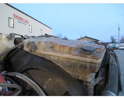 Peterbilt 389 Radiator Overflow Bottle / Surge Tank