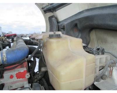 Volvo VNL Radiator Overflow Bottle / Surge Tank