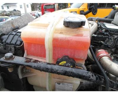 Freightliner Cascadia Radiator for a Freightliner CASCADIA 125