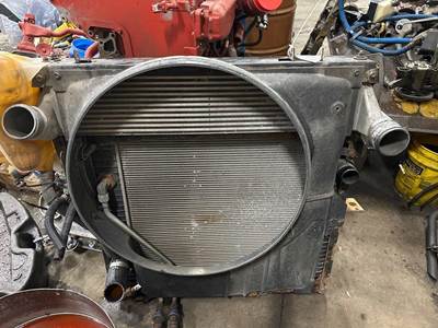 International 4300 Radiator