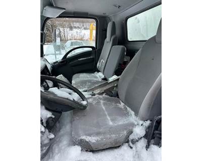 Isuzu NQR Seat