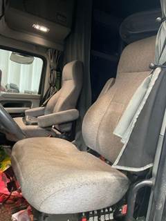 Kenworth T680 Seat