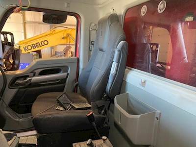 Kenworth T880 Right Seat