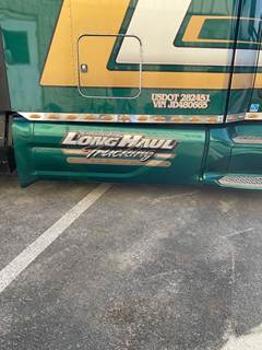 Peterbilt 579 Right Fairing