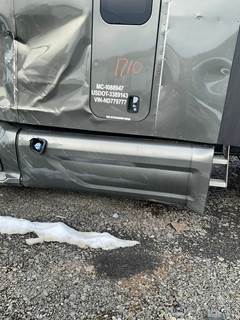 Peterbilt 579 Left Fairing