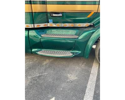 Peterbilt 579 Right Fairing