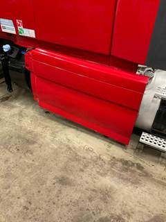 Volvo VNL Left Fairing