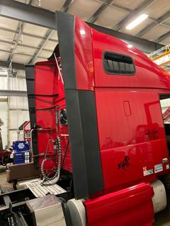 Volvo VNL Right Sleeper Fairing