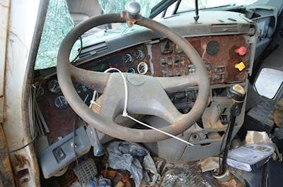 Freightliner Century Class 120 Steering Column