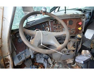Freightliner Century Class 120 Steering Column