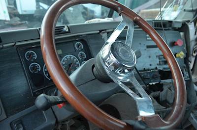 Freightliner Columbia 120 Steering Column