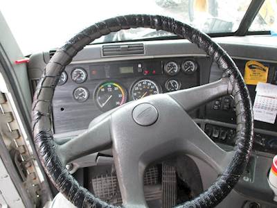 Freightliner Columbia 120 Steering Column