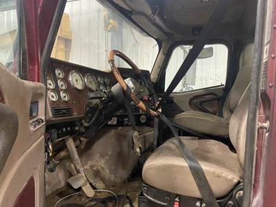International 5900i Steering Column
