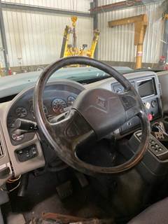 International 7600 Steering Column