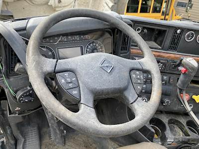 International LT625 Steering Column