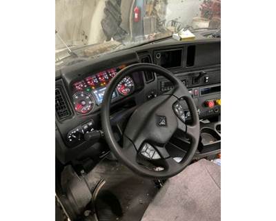 International LT625 Steering Column for a International LT 625