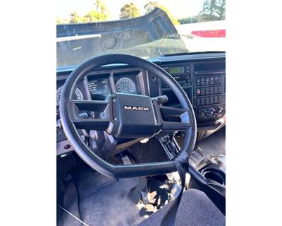 Mack MD Steering Column
