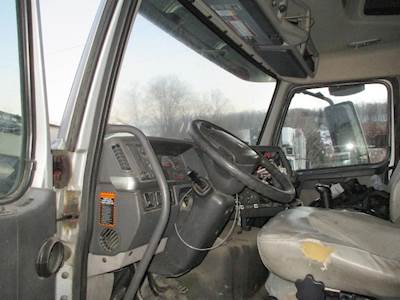 Volvo VNL Steering Column