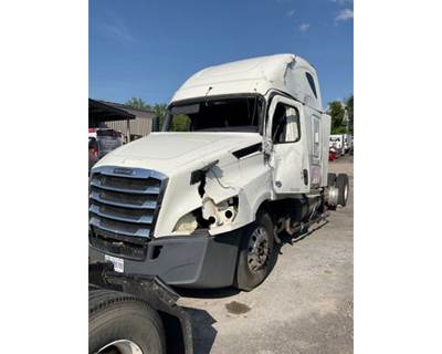 Freightliner Cascadia Steering Gear / Rack for a Freightliner CASCADIA 126