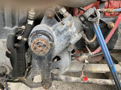 International LT625 Steering Gear / Rack