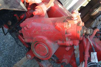 TRW/ROSS ANY Steering Gear / Rack for a Mack CX613 VISION
