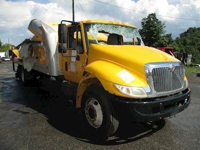 International DT466E Steering Pump for a International 4300