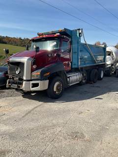 Hendrickson 20K NON-STEERABLE Tag / Pusher Axle for a CAT CT660