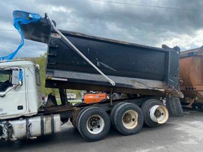 Mack WATSON CHALIN Tag / Pusher Axle for a Mack GU713