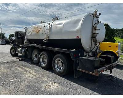 Peterbilt 389 Tag / Pusher Axle