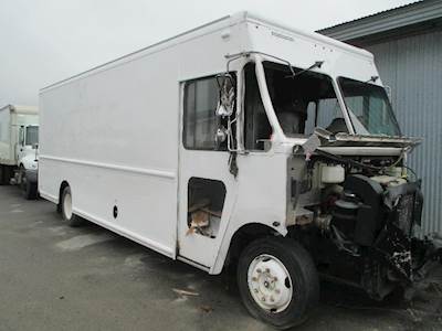 Freightliner MT55 Tire & Rim