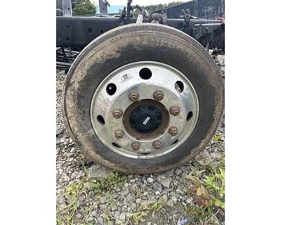 International CV515 Tire & Rim