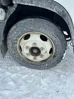 Isuzu NRR Tire & Rim