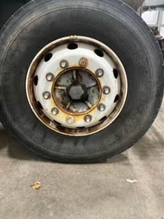 Mack CS300P Tire & Rim