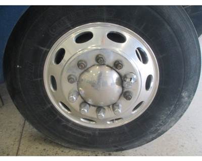 Peterbilt 335 Tire & Rim