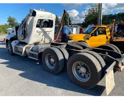Peterbilt 386 Tool Box