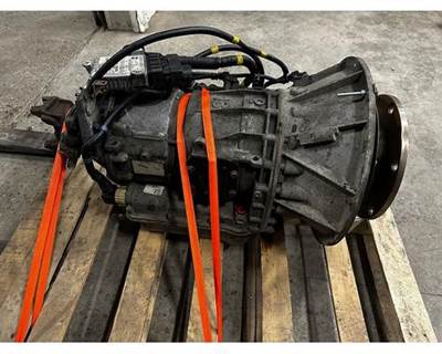 Hino Transmission for a Hino L6