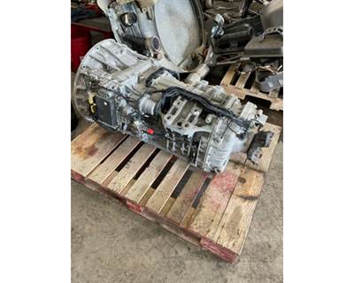 Detroit DT12-0A Transmission for a Freightliner CASCADIA 125