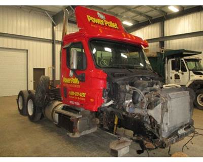 Fuller FRO15210C Transmission for a Freightliner CASCADIA