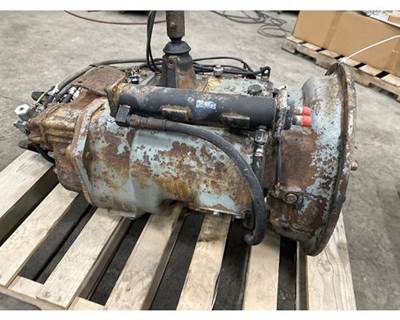 Fuller RTLO16913A Transmission for a Peterbilt 378
