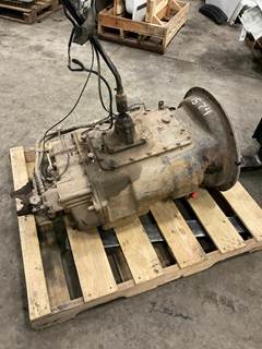 Fuller RTLO18718B Transmission for a Peterbilt 379