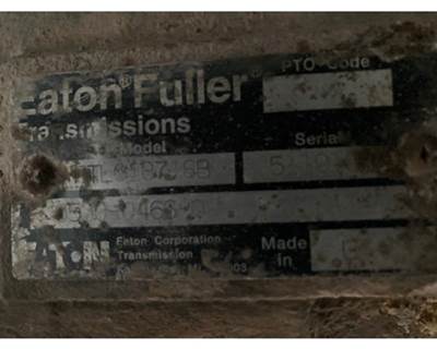 Fuller RTLO18718B Transmission for a Peterbilt 379
