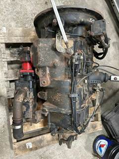 Fuller RTLO18918B Transmission for a Peterbilt 389