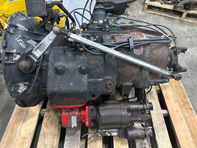 Fuller RTLO20918B Transmission for a Peterbilt 389
