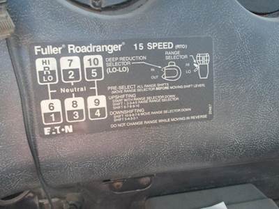 Fuller RTOF14715 Transmission for a International 9300