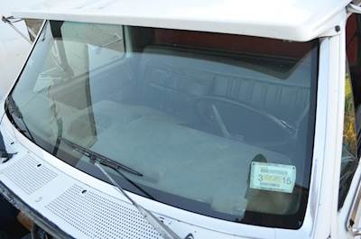 Ford F-800 Windshield Glass for a Ford F800